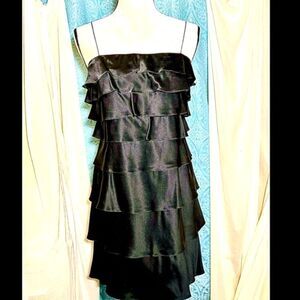 Kay Unger Tiered Silk Satin LBD Cocktail Dress Sz 6P
